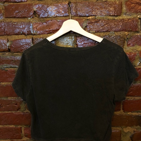 URBAN OUTFITTERS CROP TOP with metal lepords - Picture 3 of 3